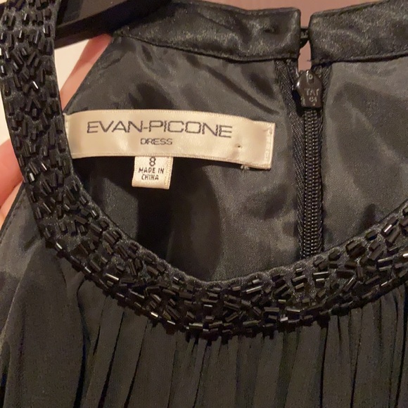 Black evening long sleeveless evening dress - Picture 6 of 7